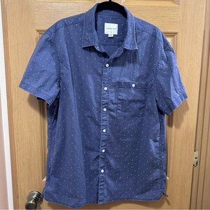 American Eagle Outfitters Blue Button-Up with White Arrow Pattern
